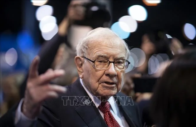 vna-potal-ty-phu-warren-buffett-trao-tang-36-ty-usd-cho-5-quy-tu-thien-stand.jpg
