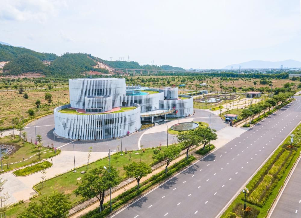 Đẩy mạnh xúc tiến đầu tư FDI, từ “trải thảm” sang “chọn mặt gửi vàng”