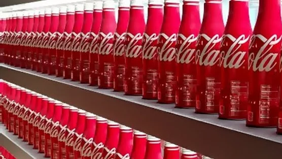 Coca-Cola bán gần 900 triệu lít, lãi hàng trăm tỷở Việt Nam, là thị trường lớn thứ ba sau Trung Quốc và Mỹ