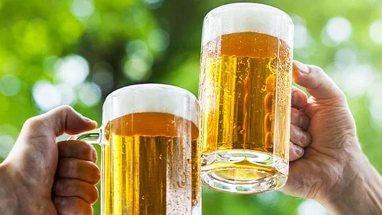Bất chấp siết chặt quy định nồng độ cồn, công ty bia địa phương báo lãi kỷ lục, EPS gần 44.000 đồng, liên tục trả cổ tức từ 100%-200%