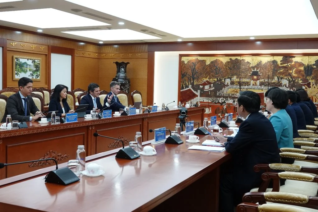Bộ trưởng Tài chính Nguyễn Văn Thắng làm việc với FTSE Russell về nâng hạng thị trường chứng khoán Việt Nam