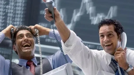 Hai mã Bluechips bất ngờ được tự doanh CTCK 