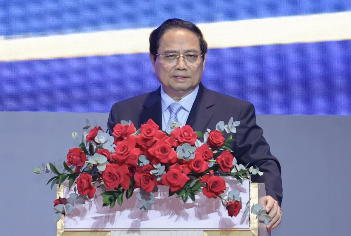 Thủ tướng chỉ rõ những lợi ích chiến lược và toàn diện khi xây dựng thành công Trung tâm tài chính quốc tế