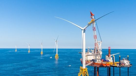Một DN thuộc Bộ Quốc phòng muốn làm 14 dự án điện gió ngoài khơi tổng vốn gần 1 triệu tỷ đồng trải dài từ Bắc vào Nam