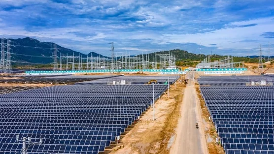 Điện Mặt Trời Trung Nam lãi cao nhất 4 năm, sạch nợ vay ngân hàng