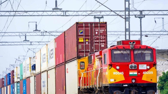 Buồn của nền kinh tế chủ chốt BRICS: Đàm phán hạ thuế với Mỹ chưa xong, thuế trừng phạt 500% đã treo lơ lửng, nguy cơ đóng băng thương mại
