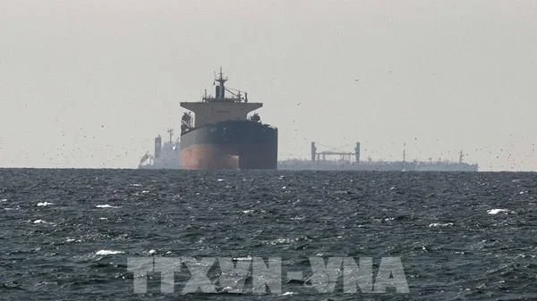 Căng thẳng tại eo biển Hormuz đẩy giá tàu chở dầu lên mức kỷ lục