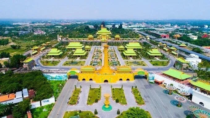 Thông báo mới nhất của Khu du lịch Đại Nam của vợ chồng bà Nguyễn Phương Hằng liên quan đến khu đền rộng 5.000m2