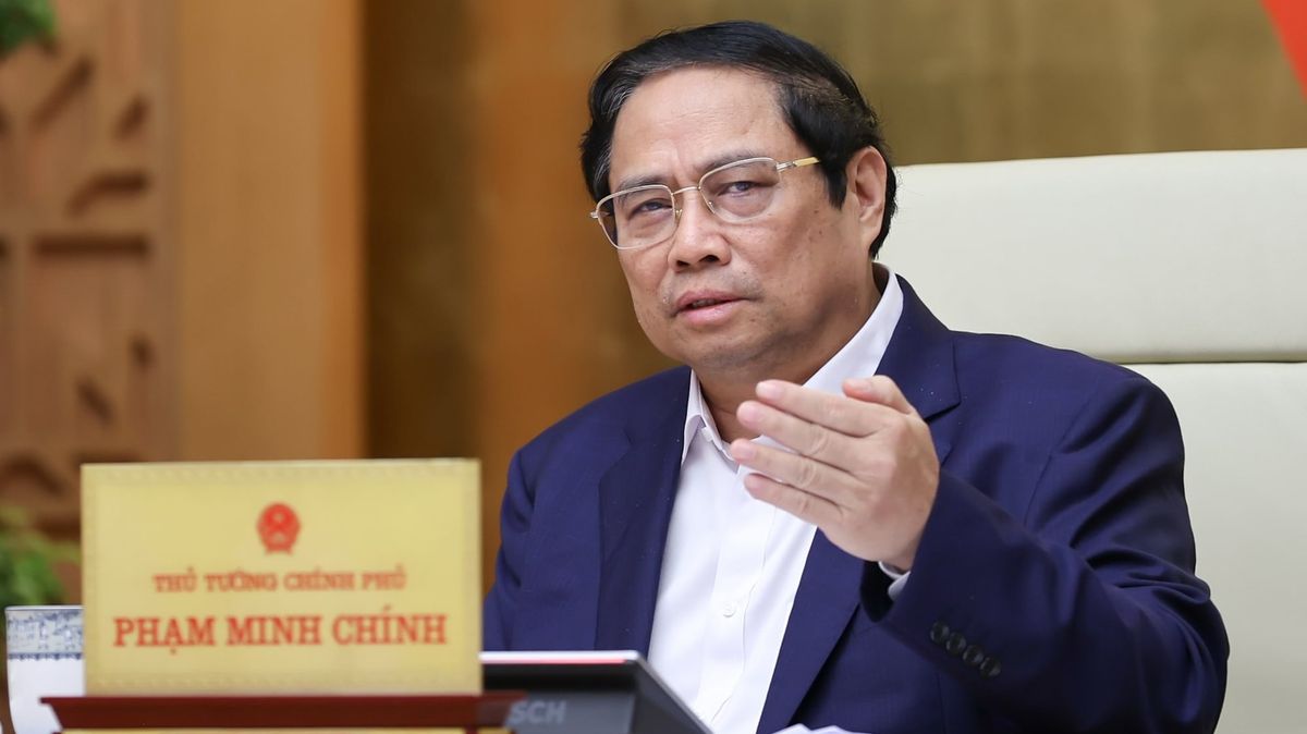 Thủ tướng giao loạt nhiệm vụ quan trọng cho các Bộ và các Chủ tịch tập đoàn lớn