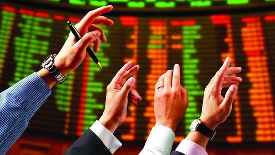 Một mã bất động sản bất ngờ được tự doanh CTCK mua ròng đột biến hơn 300 tỷ trong phiên 7/4