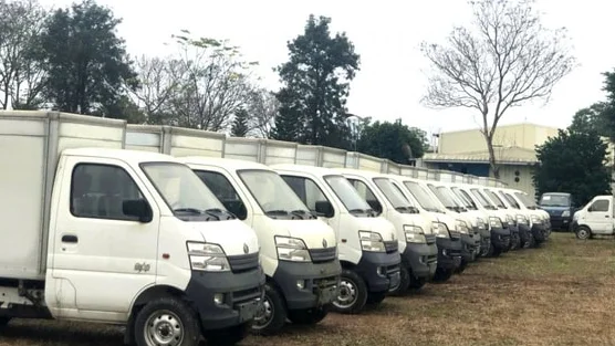 Doanh nghiệp ô tô lớn nhất sàn chứng khoán bán đấu giá 141 xe ô tô tải, giá khởi điểm trung bình hơn 66 triệu/xe