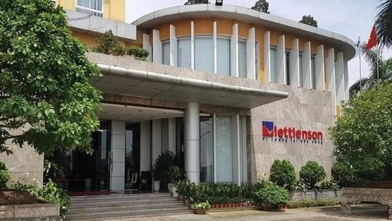 10 ngày nữa phải hủy niêm yết, một công ty bất ngờ đặt mục tiêu doanh thu nghìn tỷ giữa lúc sếp lớn ồ ạt xả hàng