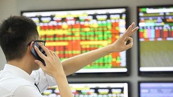 Vietcap đưa ra 2 kịch bản cho VN-Index tháng 6, gọi tên cổ phiếu có triển vọng tích cực