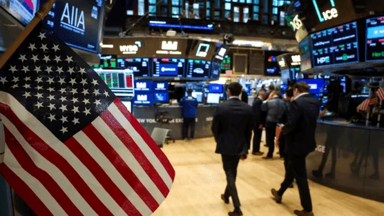 Dow Jones có lúc tăng 600 điểm, đà tăng đang giảm nhiệt