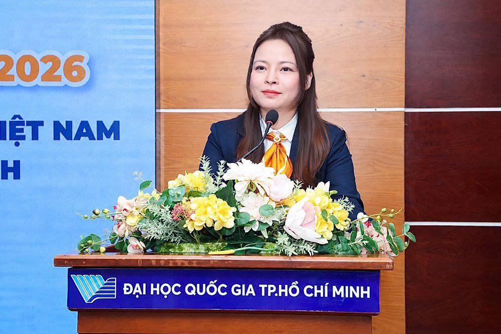 lpbank-trao-gan-1-8-ty-dong-hoc-bong-sau-dai-hoc-cho-dhqg-hcm-2-.jpg?md5=TxTJy_wHvwHPdsu7vdOeOA&expires=1790238018