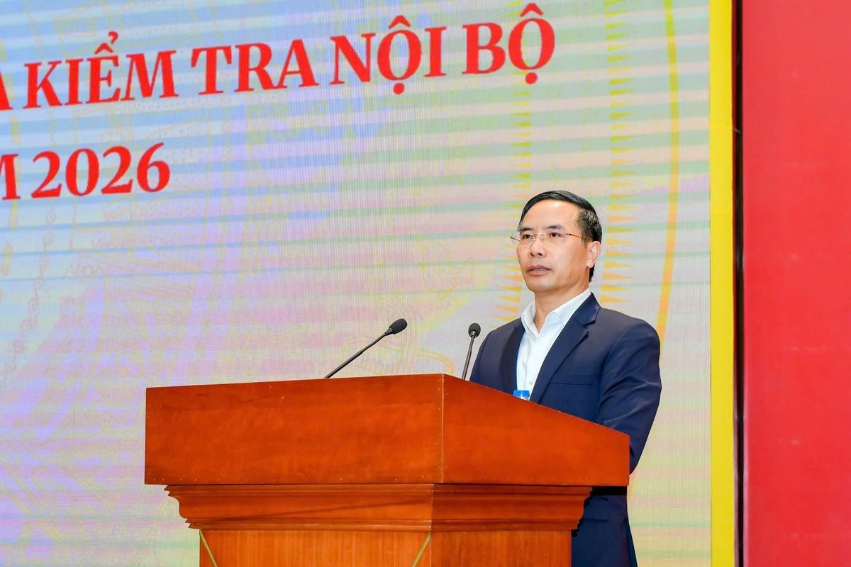24.9-2-tang-cuong-kiem-soat-kiem-toan-noi-bo-chu-dong-phong-ngua-rui-ro-trong-hoat-dong-ngan-hang-1-.jpg?md5=Bs7ABvaIC7o7midFeIGH3A&expires=1790320185