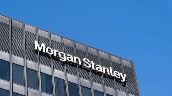 Nhân viên Morgan Stanley vừa gửi nhầm một email khiến hơn 100 thương vụ của ngân hàng bị lộ