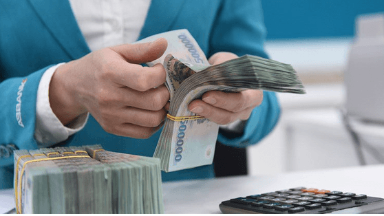 NHNN bơm ròng hơn 34.000 tỷ đồng, lãi suất liên ngân hàng biến động mạnh