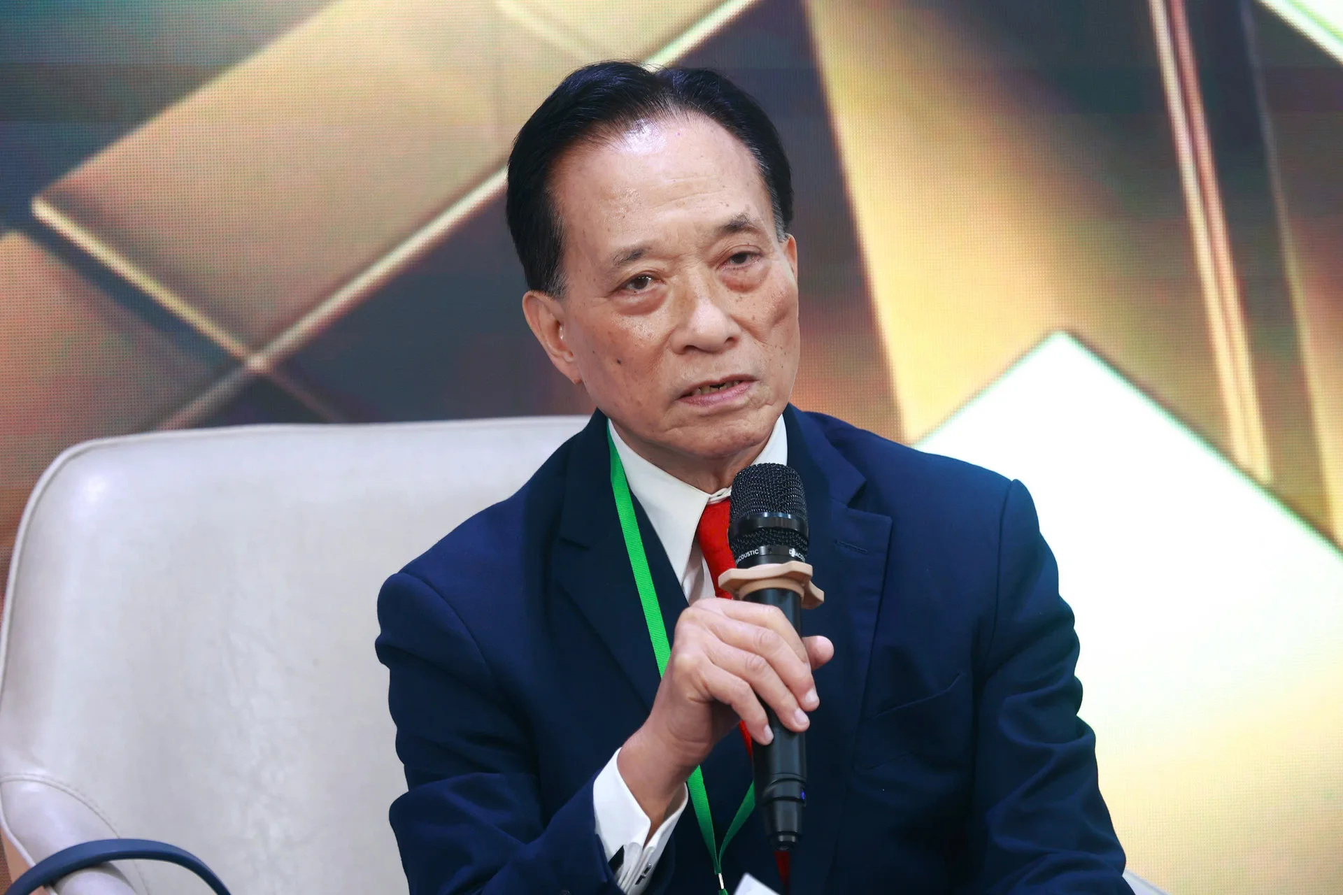 TS. Nguyễn Trí Hiếu, Viện trưởng Viện Nghiên cứu và Phát triển thị trường Tài chính - Bất động sản toàn cầu
